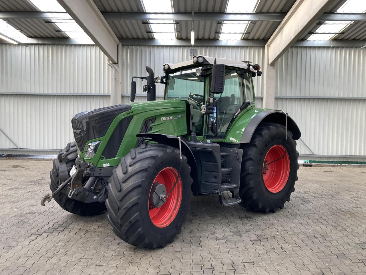 Fendt 933 Vario Profi Plus - Traktor: slika 1 Fendt 933 Vario Profi Plus - Traktor: slika 1