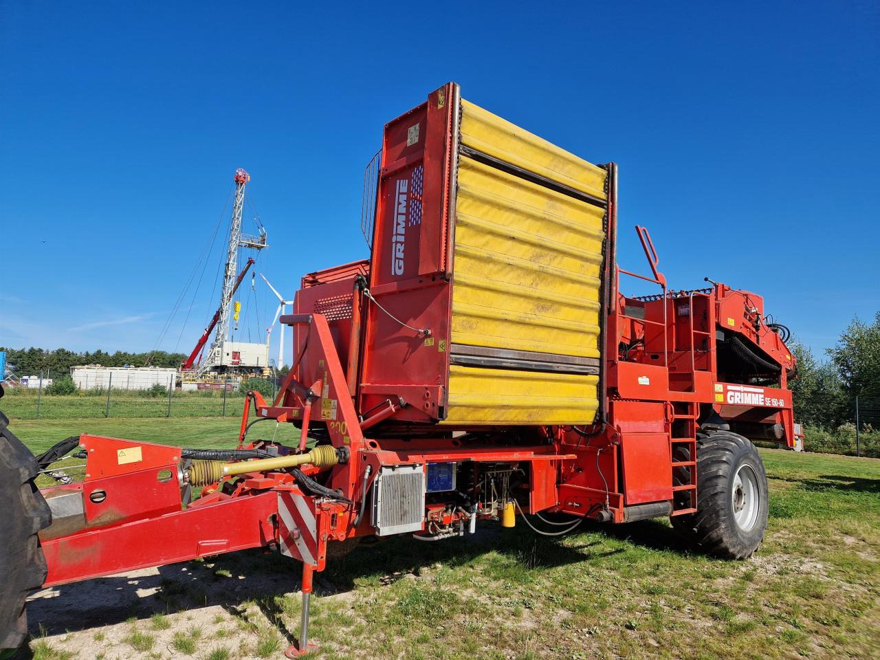 Grimme SE 150-60 - Kombajn za krompir: slika 1 Grimme SE 150-60 - Kombajn za krompir: slika 1