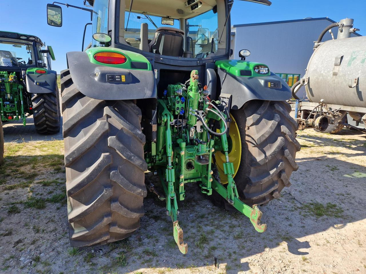 John Deere 6150R - Traktor: slika 3 John Deere 6150R - Traktor: slika 3