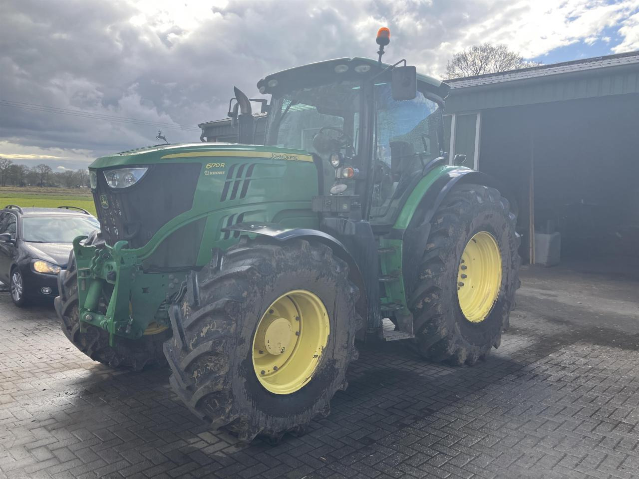 John Deere 6170R - Traktor: slika 4 John Deere 6170R - Traktor: slika 4