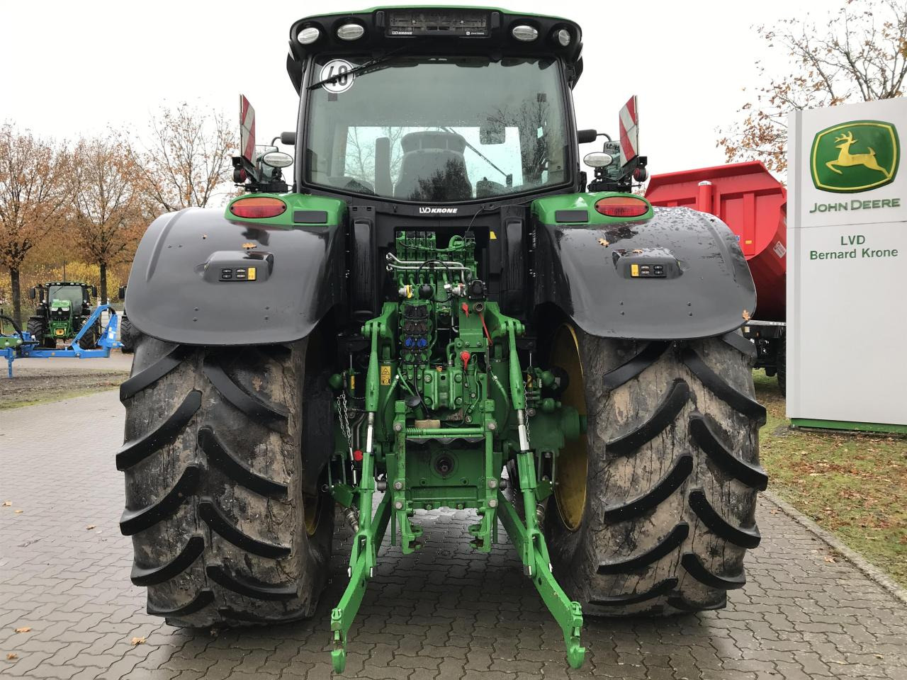 John Deere 6215R - Traktor: slika 5 John Deere 6215R - Traktor: slika 5