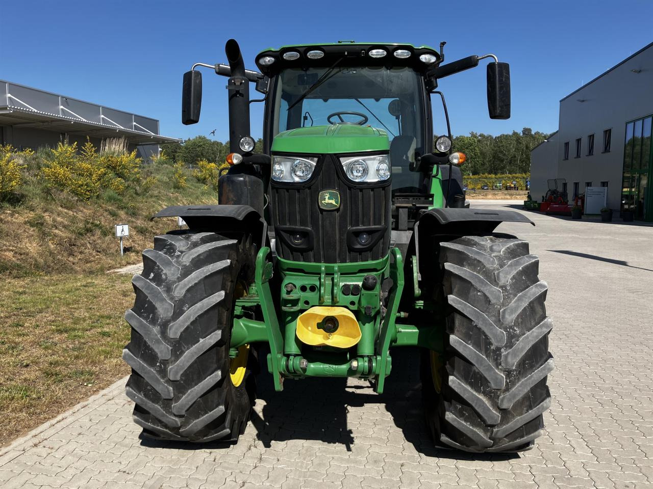 John Deere 6215R - Traktor: slika 3 John Deere 6215R - Traktor: slika 3