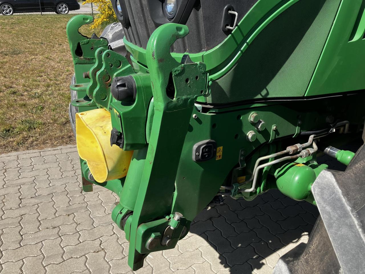 John Deere 6215R - Traktor: slika 4 John Deere 6215R - Traktor: slika 4