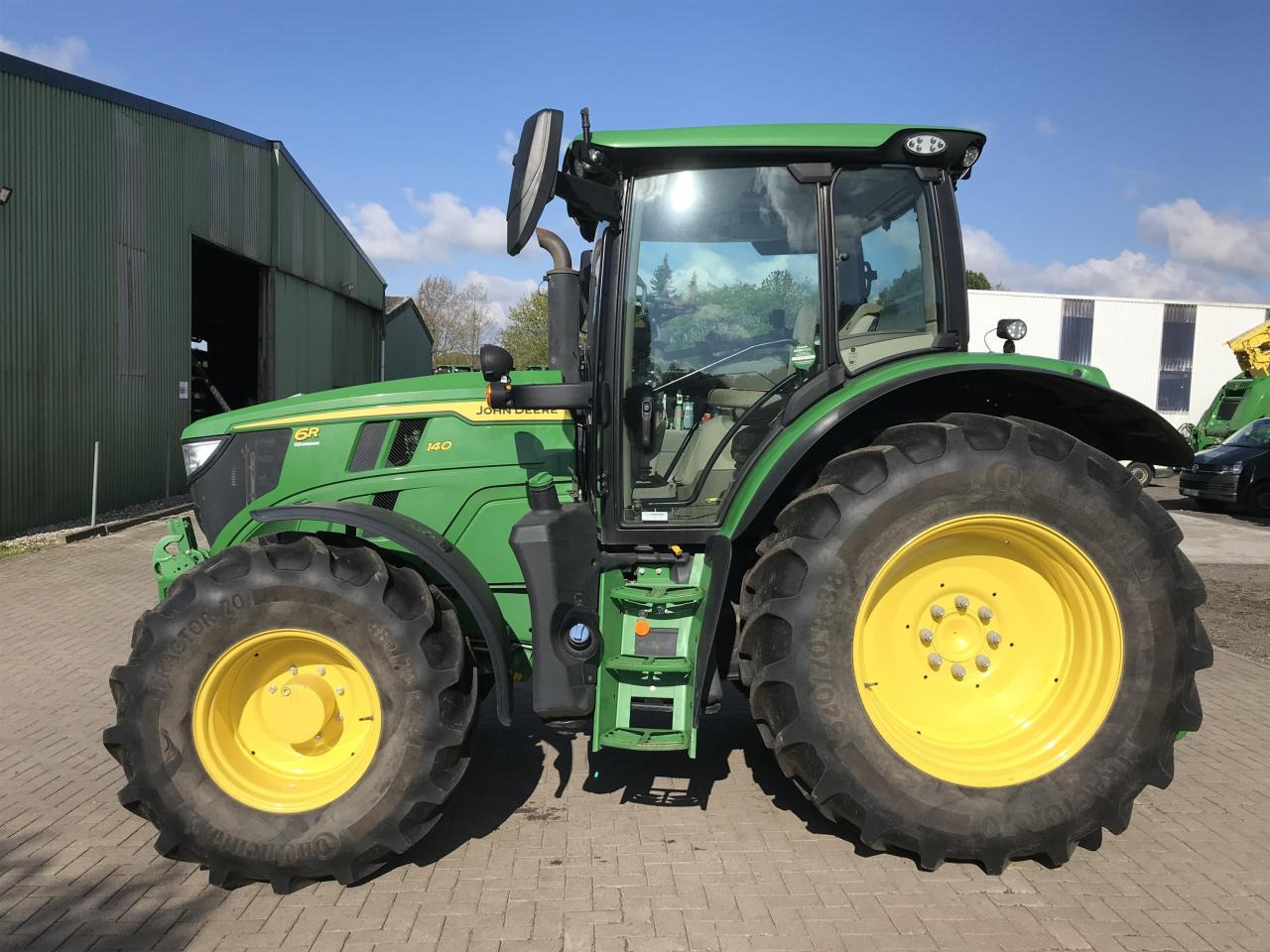 John Deere 6R 140 - Traktor: slika 1 John Deere 6R 140 - Traktor: slika 1