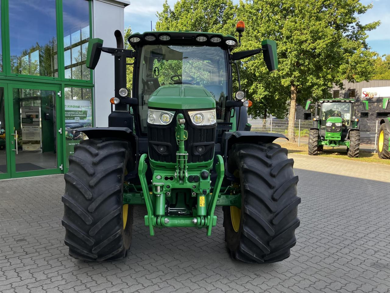 John Deere 6R 155 - Traktor: slika 3 John Deere 6R 155 - Traktor: slika 3