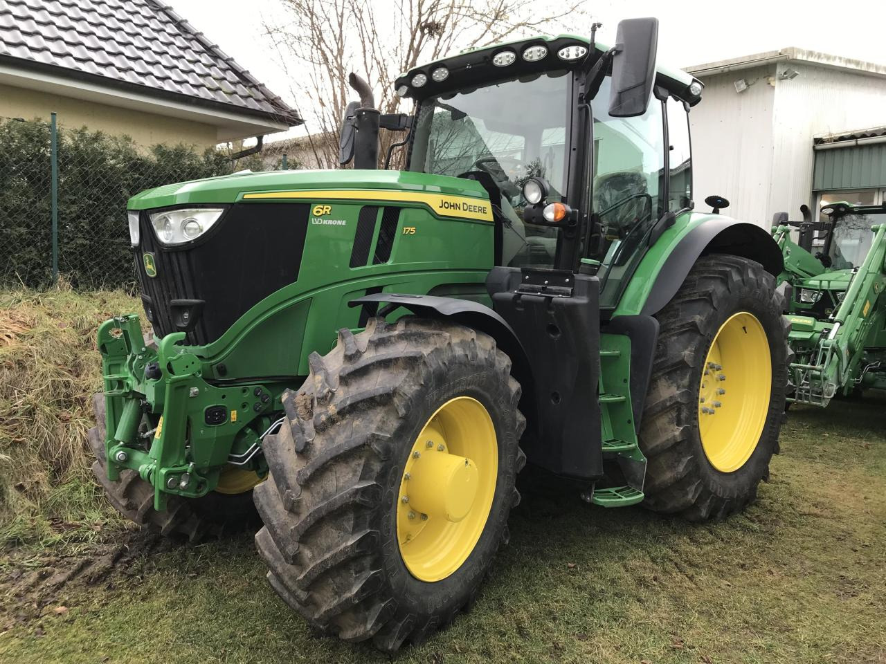John Deere 6R 175 - Traktor: slika 1 John Deere 6R 175 - Traktor: slika 1