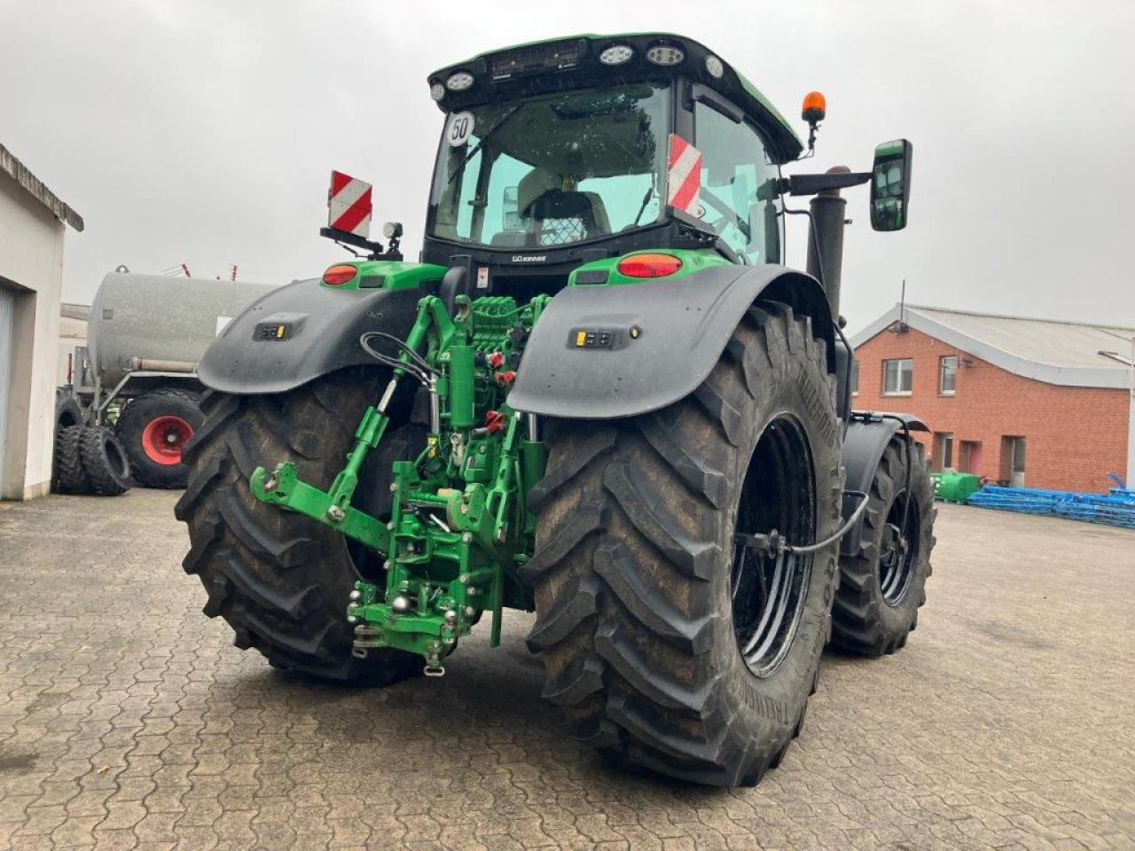 John Deere 6R 250 - Traktor: slika 5 John Deere 6R 250 - Traktor: slika 5