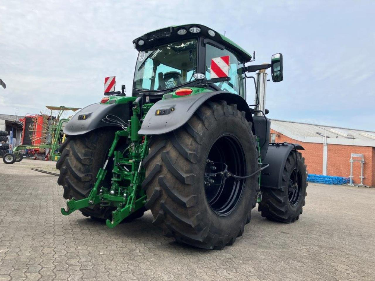 John Deere 6R 250 - Traktor: slika 5 John Deere 6R 250 - Traktor: slika 5