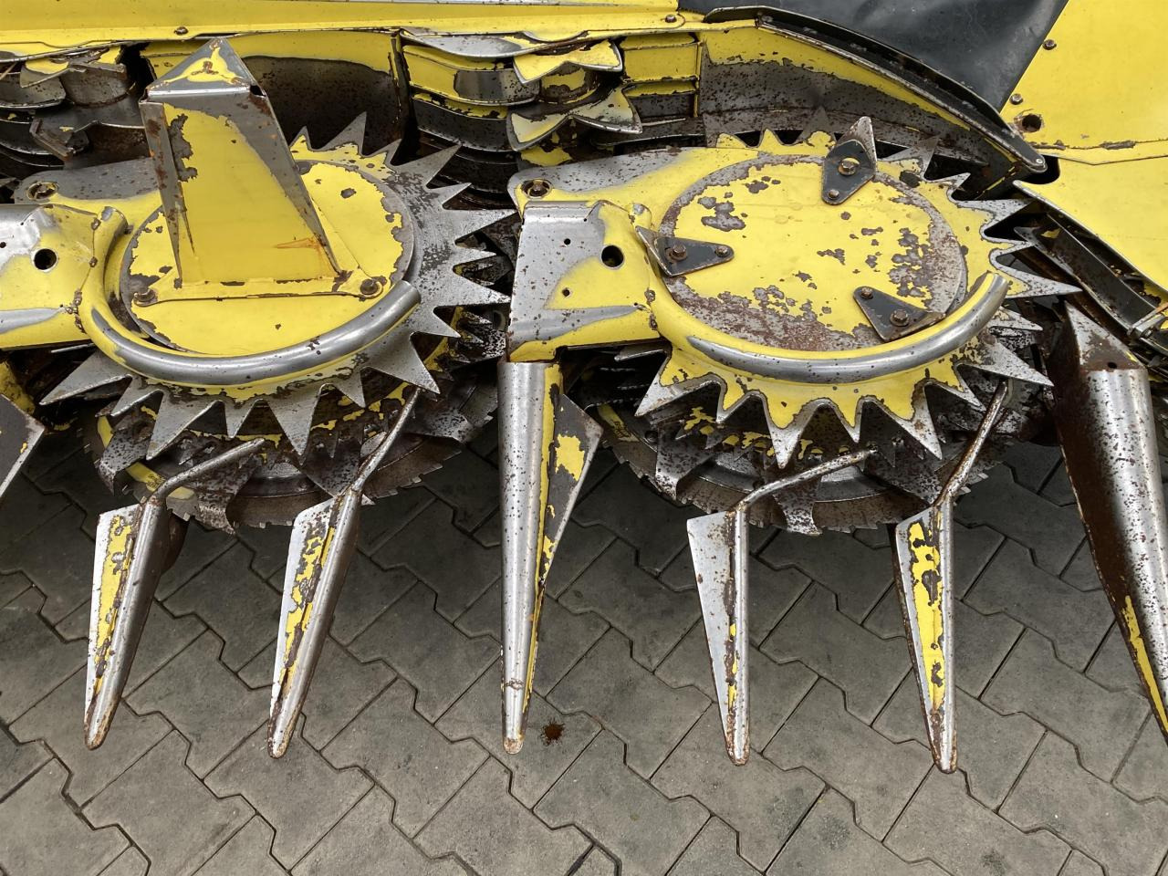 John Deere 7750i - Kombajn za krmo: slika 4 John Deere 7750i - Kombajn za krmo: slika 4