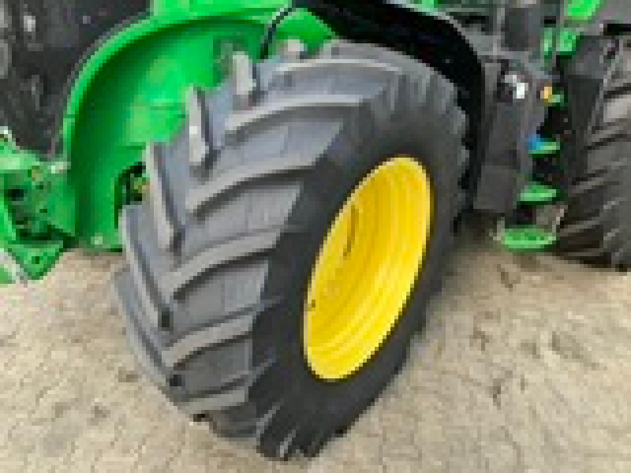 John Deere 7R 330 - Traktor: slika 3 John Deere 7R 330 - Traktor: slika 3