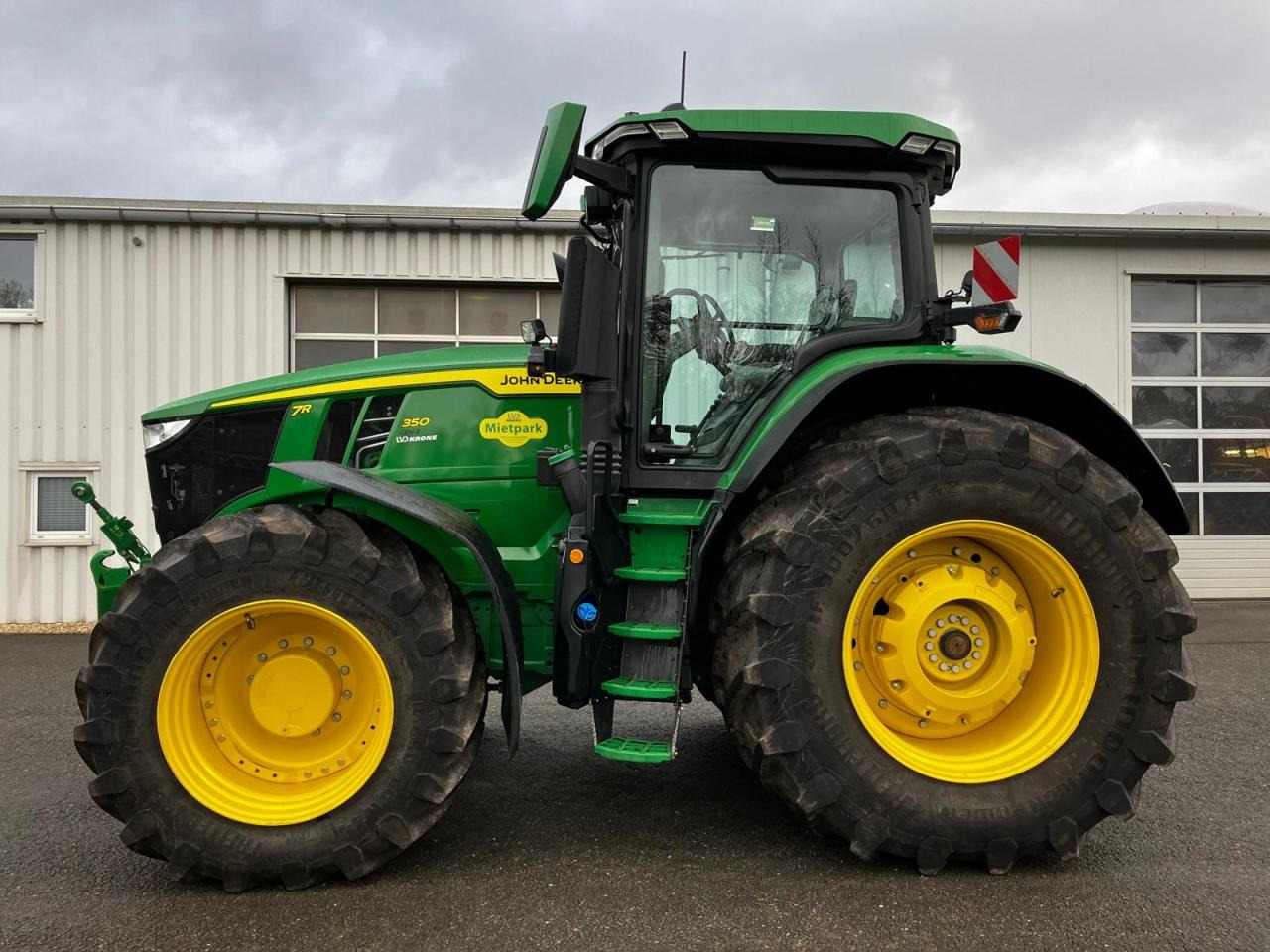 John Deere 7R 350 - Traktor: slika 1 John Deere 7R 350 - Traktor: slika 1