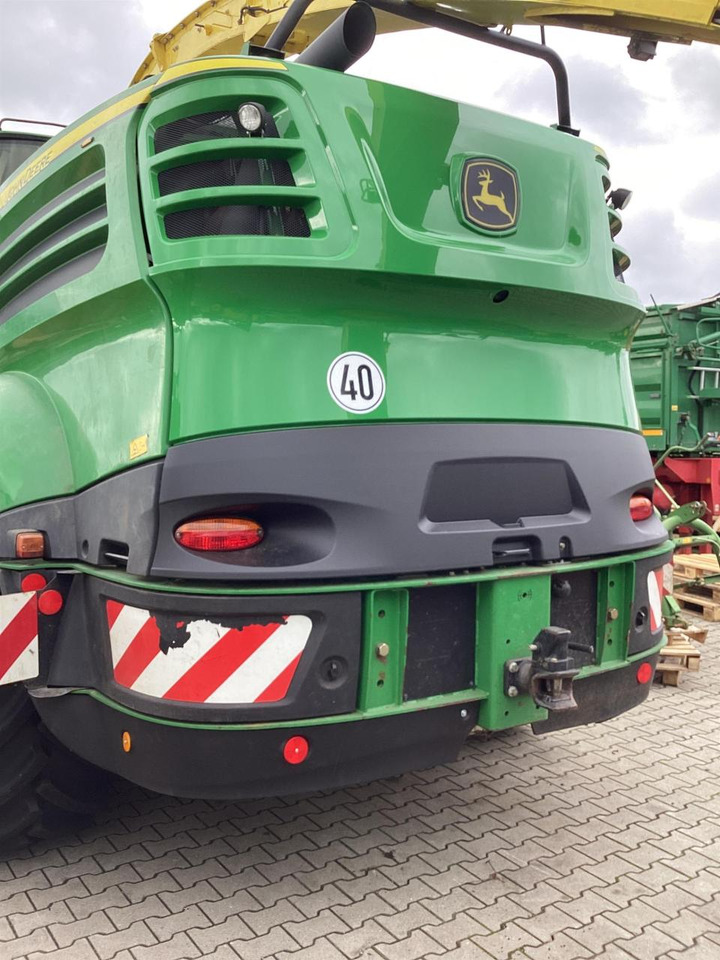 John Deere 8300 - Kombajn za krmo: slika 5 John Deere 8300 - Kombajn za krmo: slika 5