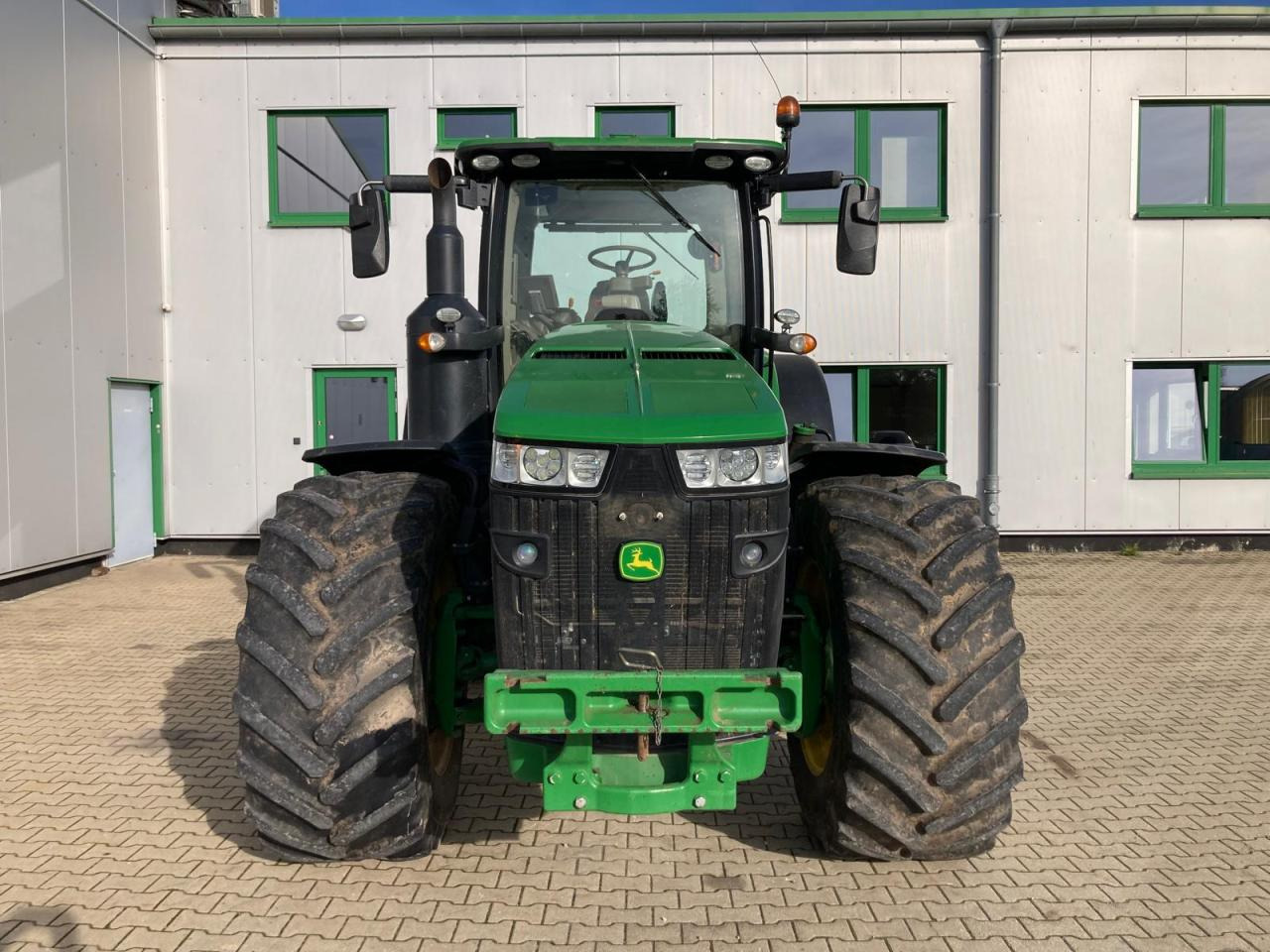 John Deere 8370R - Traktor: slika 2 John Deere 8370R - Traktor: slika 2