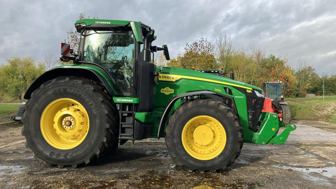 John Deere 8R 370 - Traktor: slika 3 John Deere 8R 370 - Traktor: slika 3