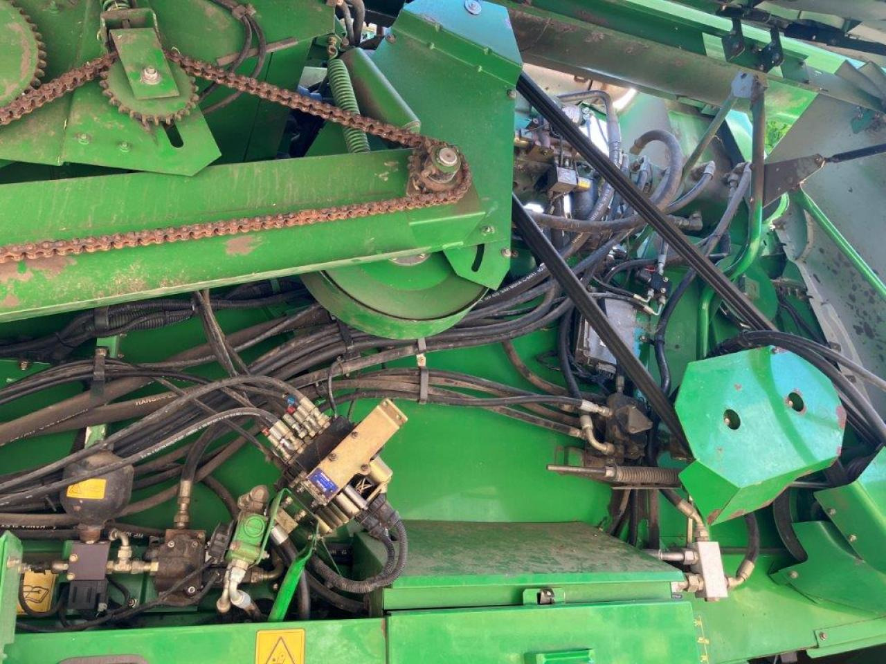 John Deere 9680I WTS HM - Kombajn harvester: slika 4 John Deere 9680I WTS HM - Kombajn harvester: slika 4