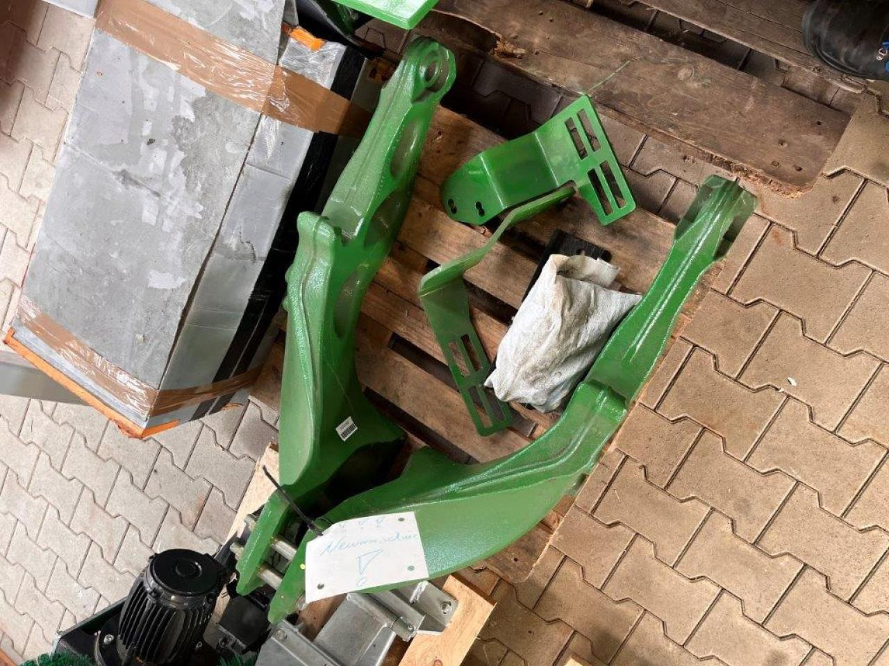 John Deere Anbaukonsolen - Sprednji nakladalnik za traktor: slika 2 John Deere Anbaukonsolen - Sprednji nakladalnik za traktor: slika 2