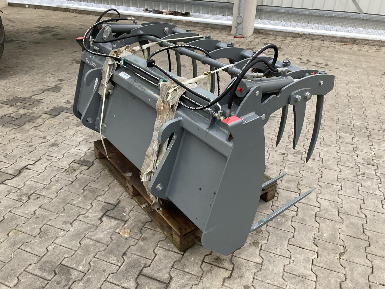 Kramer 1600 mm Vielzweckgabel - Sprednji nakladalnik za traktor: slika 2 Kramer 1600 mm Vielzweckgabel - Sprednji nakladalnik za traktor: slika 2