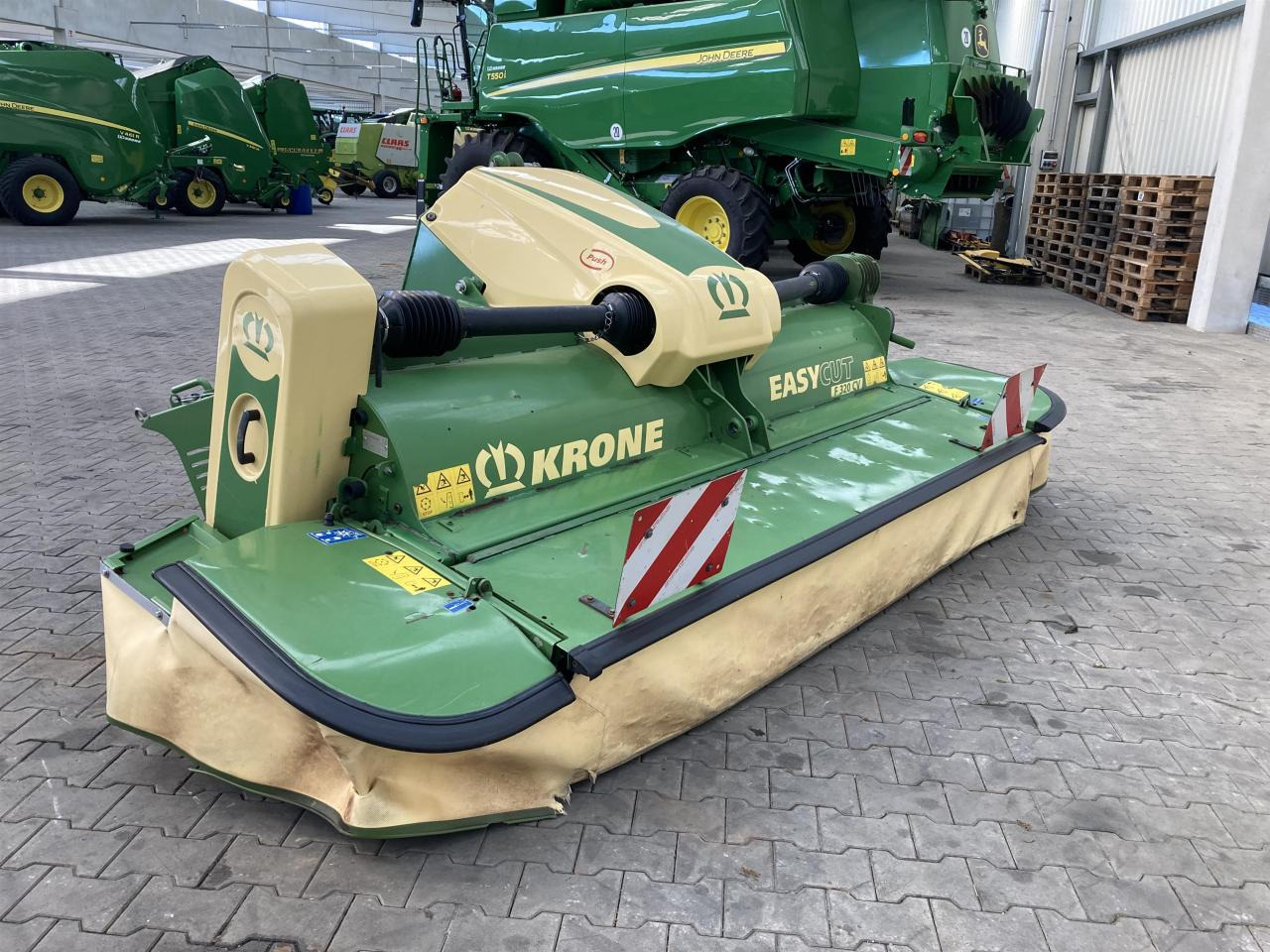 Krone EC F 320 CV - Kat. 2 - Kosilnica: slika 1 Krone EC F 320 CV - Kat. 2 - Kosilnica: slika 1