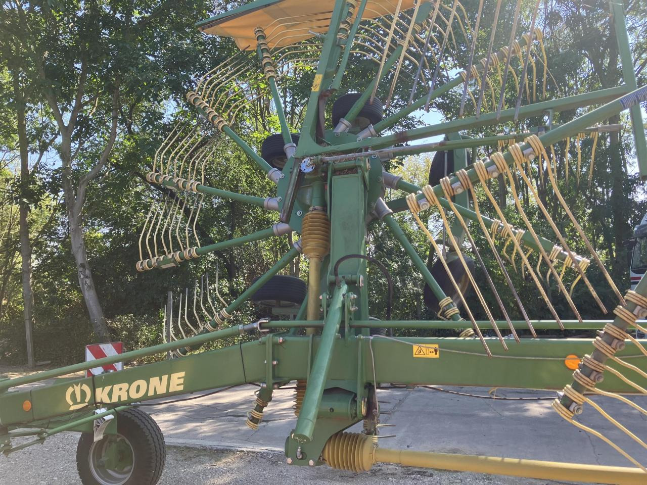 Krone Swadro 807 - Obračalnik/ Zgrabljalnik: slika 5 Krone Swadro 807 - Obračalnik/ Zgrabljalnik: slika 5