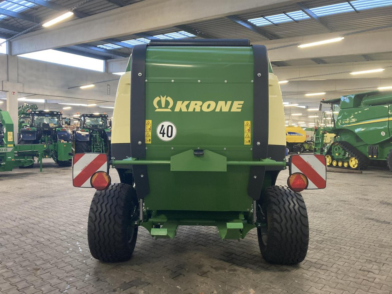 Krone V 190 XC Plus VariPack - Balirka za okrogle bale: slika 4 Krone V 190 XC Plus VariPack - Balirka za okrogle bale: slika 4