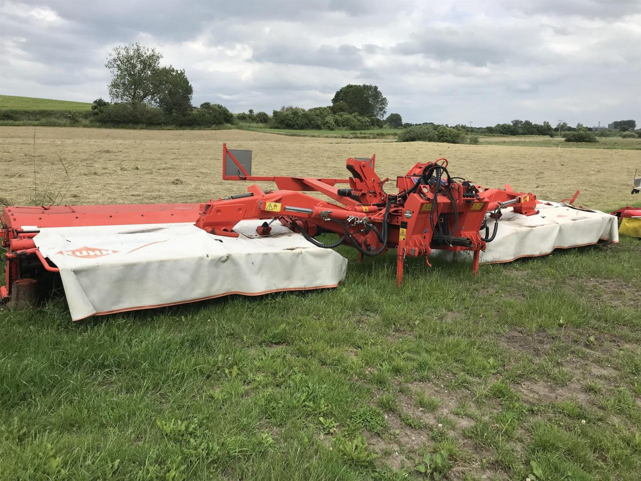 Kuhn FC883 & FC 313F-FF - Kosilnica: slika 3 Kuhn FC883 & FC 313F-FF - Kosilnica: slika 3