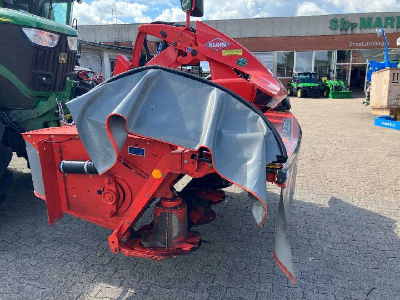 Kuhn FC9330D-RA - Kosilnica: slika 2 Kuhn FC9330D-RA - Kosilnica: slika 2