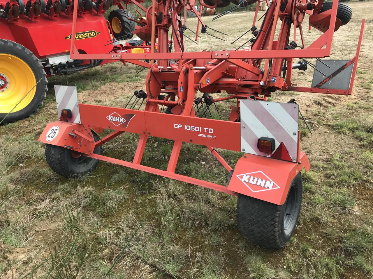 Kuhn GF 10601TO - Obračalnik/ Zgrabljalnik: slika 5 Kuhn GF 10601TO - Obračalnik/ Zgrabljalnik: slika 5