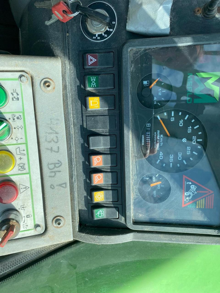 Merlo P 40.9 Plus - Teleskopski viličar: slika 4 Merlo P 40.9 Plus - Teleskopski viličar: slika 4