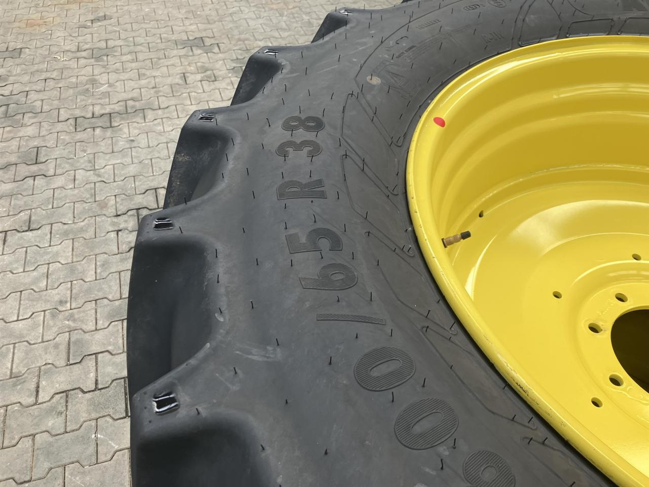 Mitas 600/65R38 - Guma za Kmetijski stroj: slika 2 Mitas 600/65R38 - Guma za Kmetijski stroj: slika 2