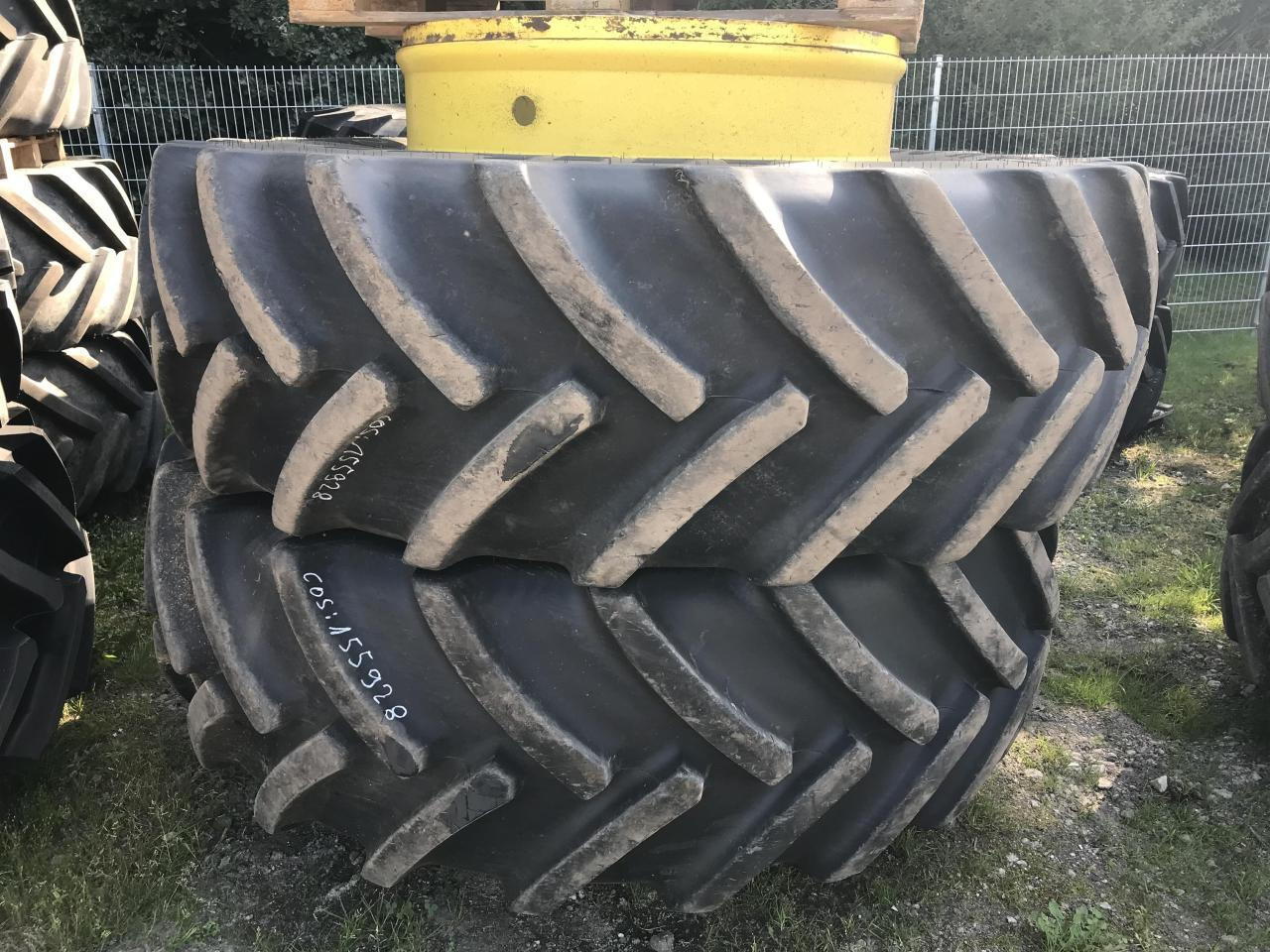 Guma za Kmetijski stroj Mitas 680/80R42: slika 1