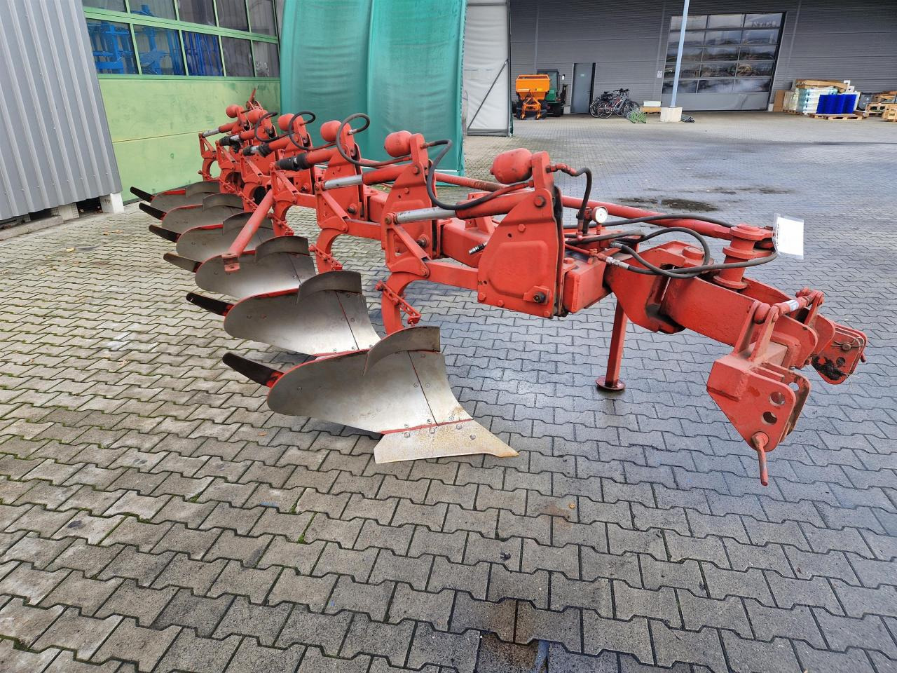 Niemeyer 6-Schar Beetpflug - Plug: slika 1 Niemeyer 6-Schar Beetpflug - Plug: slika 1