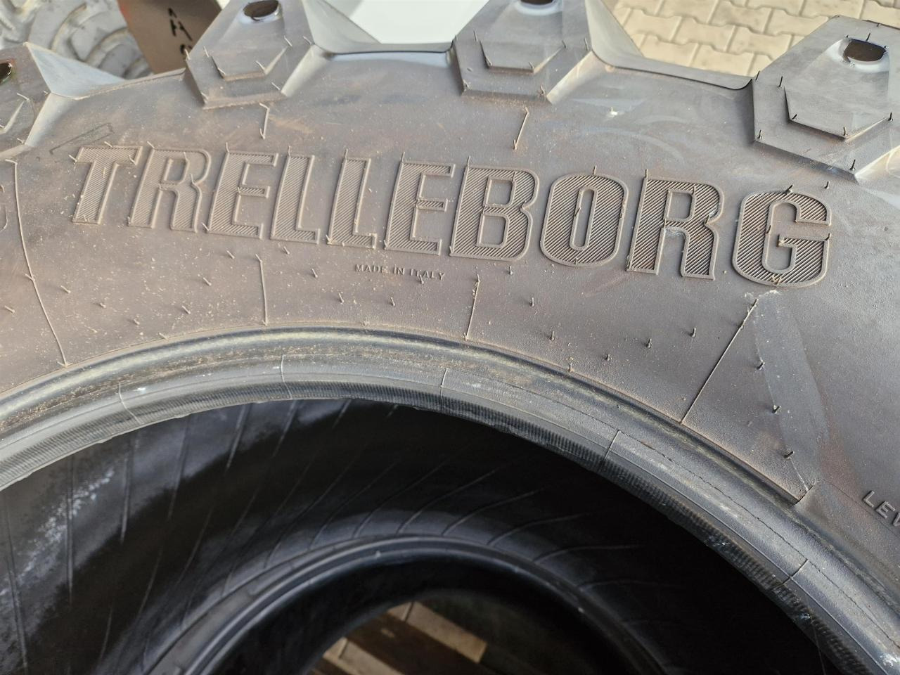 Trelleborg 600/65R28 - Guma za Kmetijski stroj: slika 3 Trelleborg 600/65R28 - Guma za Kmetijski stroj: slika 3