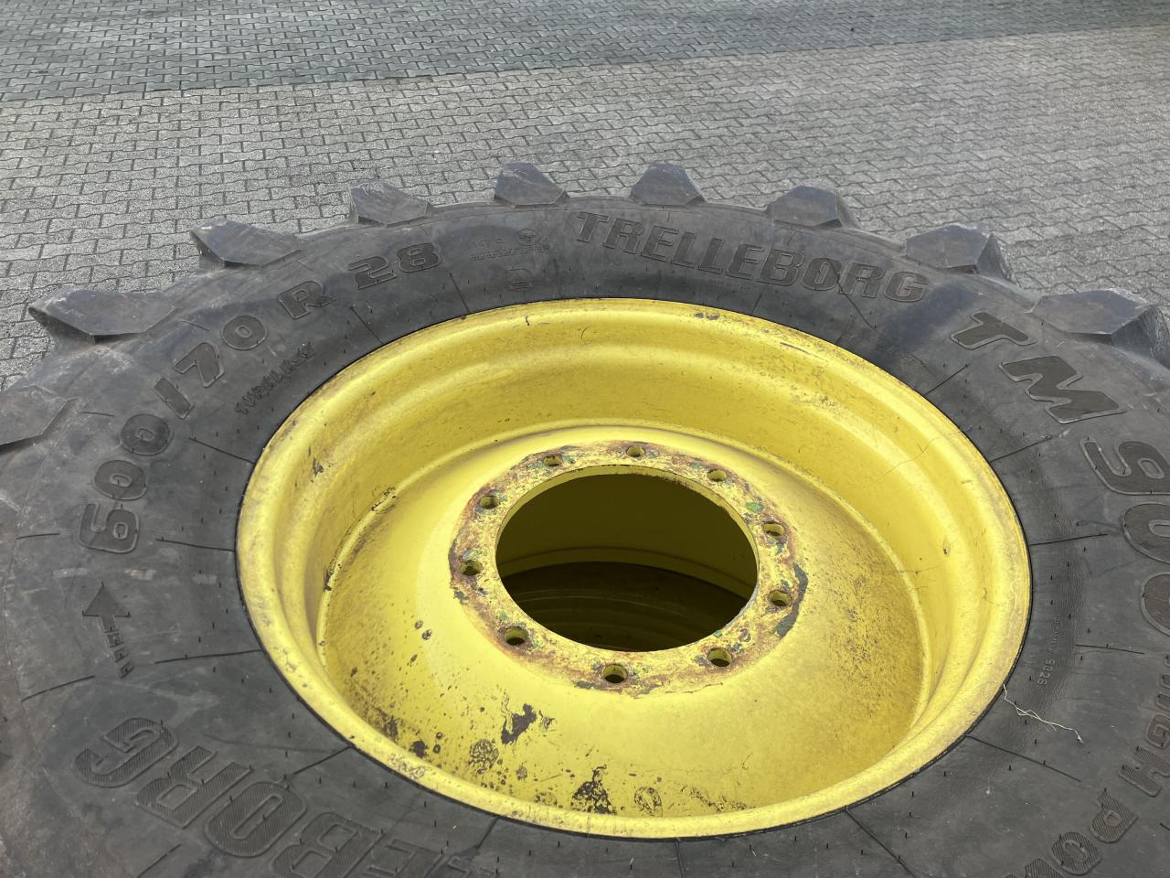 Trelleborg 600/70R28 & 650/85R38 - Guma za Kmetijski stroj: slika 3 Trelleborg 600/70R28 & 650/85R38 - Guma za Kmetijski stroj: slika 3