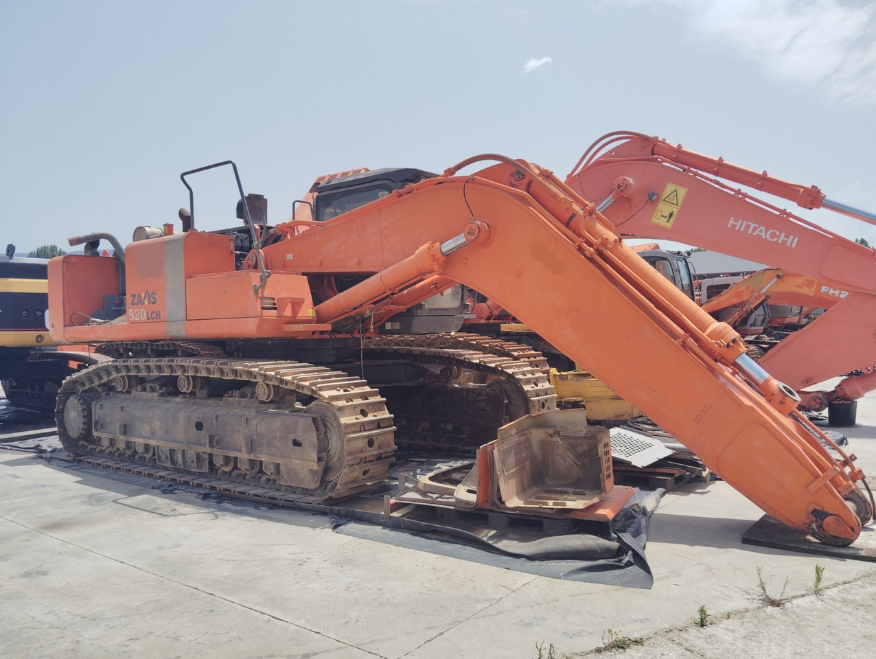 EXCAVADORA HITACHI ZX520LCH-3 - Bager goseničar: slika 3 EXCAVADORA HITACHI ZX520LCH-3 - Bager goseničar: slika 3