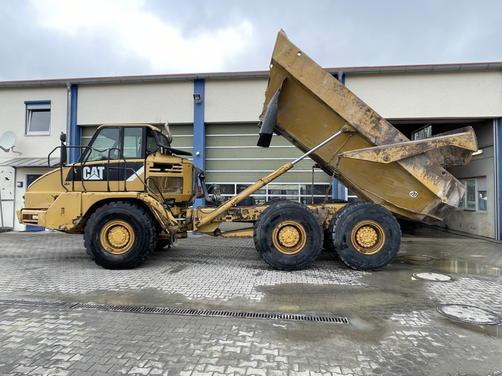 CAT 730 - Zglobni demper: slika 2 CAT 730 - Zglobni demper: slika 2
