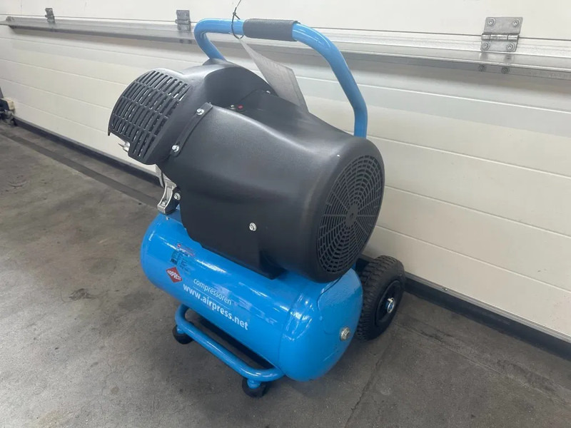 Nov Zračni kompresor Airpress HL 425-24 Elektrische Zuigercompressor 3 PK 392 L / min 8 Bar Overstock New !: slika 8