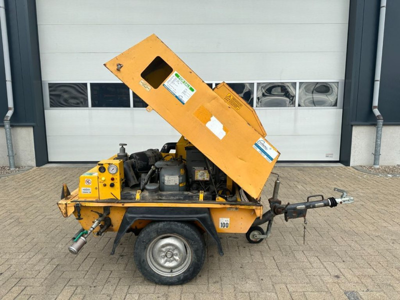 Atlas-Copco ATCA 2000 Deutz F2L 1011 Mobiele Diesel Schroefcompressor 18.5 kW 7 Bar - Zračni kompresor: slika 5 Atlas-Copco ATCA 2000 Deutz F2L 1011 Mobiele Diesel Schroefcompressor 18.5 kW 7 Bar - Zračni kompresor: slika 5
