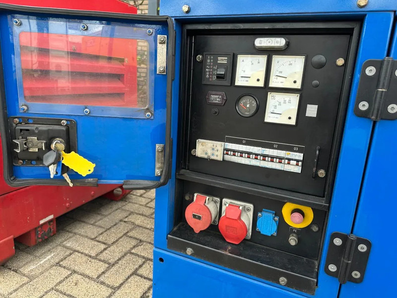 Atlas-Copco QAS 14 Yanmar Stamford 15 kVA Silent generatorset - Generator: slika 2 Atlas-Copco QAS 14 Yanmar Stamford 15 kVA Silent generatorset - Generator: slika 2