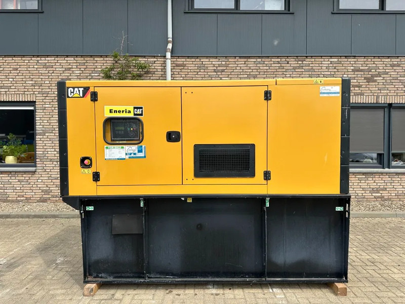 Caterpillar DE110E2 110 kVA Silent generatorset as New ! 121 hours XXL tank - Generator: slika 1 Caterpillar DE110E2 110 kVA Silent generatorset as New ! 121 hours XXL tank - Generator: slika 1