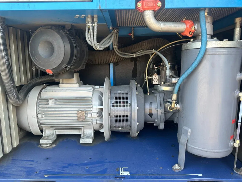 Compair L50 - 10A 45 kW 7.55 m3 / min 10 Bar Elektrische Schroefcompressor - Zračni kompresor: slika 3 Compair L50 - 10A 45 kW 7.55 m3 / min 10 Bar Elektrische Schroefcompressor - Zračni kompresor: slika 3