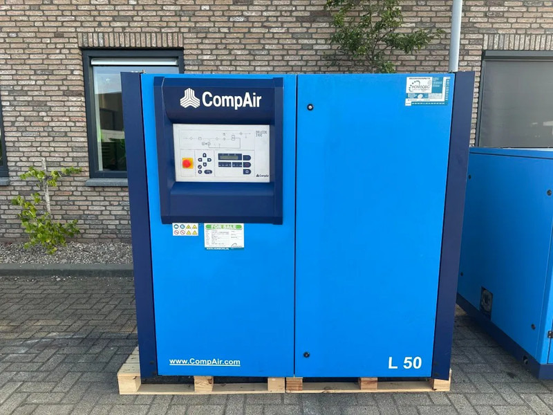 Compair L50 - 10A 45 kW 7.55 m3 / min 10 Bar Elektrische Schroefcompressor - Zračni kompresor: slika 1 Compair L50 - 10A 45 kW 7.55 m3 / min 10 Bar Elektrische Schroefcompressor - Zračni kompresor: slika 1
