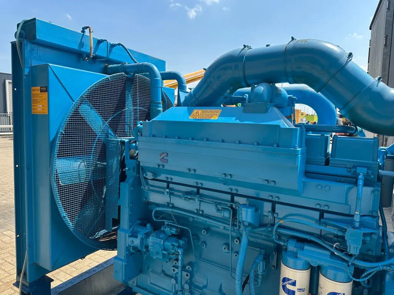 Cummins KTTA 19 G Radiateur Koeler Radiator 700 PK - Motor za Oprema za rokovanje z materiali: slika 3 Cummins KTTA 19 G Radiateur Koeler Radiator 700 PK - Motor za Oprema za rokovanje z materiali: slika 3