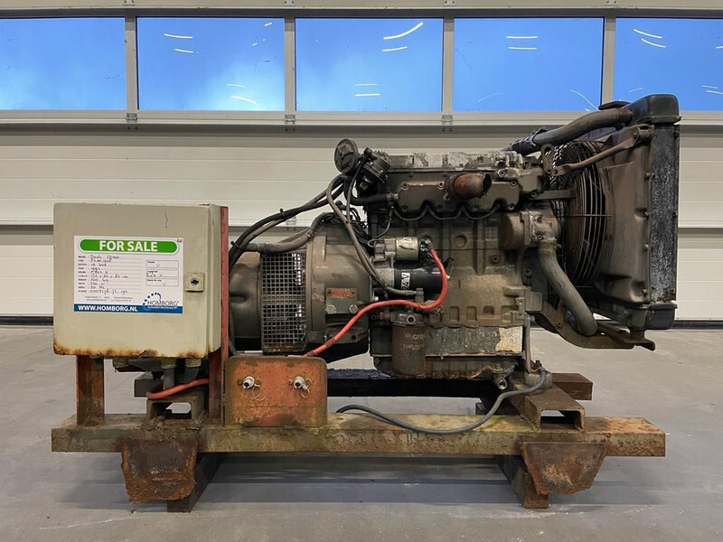 Deutz F4M 1008 SDMO 10 kVA generatorset - Generator: slika 1 Deutz F4M 1008 SDMO 10 kVA generatorset - Generator: slika 1