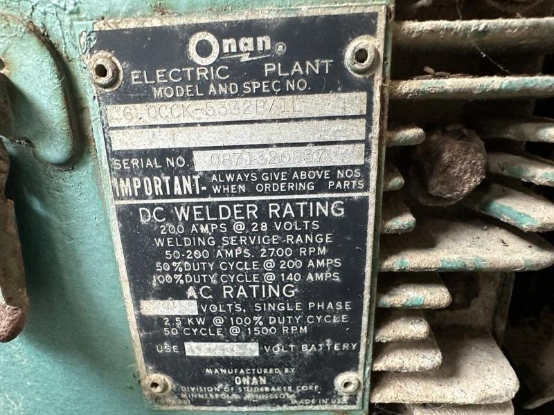 GENERATOR Onan Portaweld 200 Las generator Welding generator 200 Amp Benzine Petrol - Generator: slika 3 GENERATOR Onan Portaweld 200 Las generator Welding generator 200 Amp Benzine Petrol - Generator: slika 3