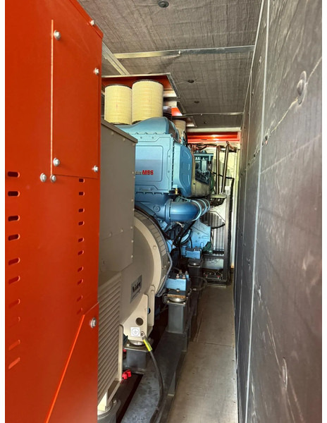 Grupel Baudouin 2200 kVA Silent generatorset in 40 ft container Overstock New ! - Generator: slika 5 Grupel Baudouin 2200 kVA Silent generatorset in 40 ft container Overstock New ! - Generator: slika 5