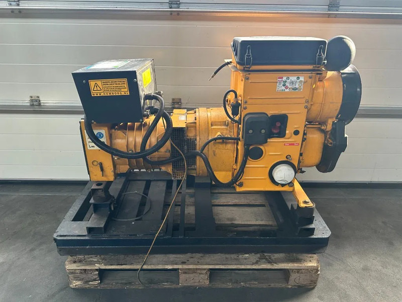 Hatz 2M41 15 kVA generatorset - Generator: slika 1 Hatz 2M41 15 kVA generatorset - Generator: slika 1