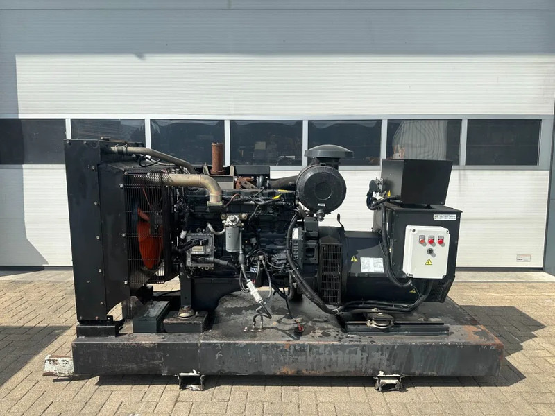 Himoinsa Iveco NEF 60 TE2 Stamford 200 kVA generatorset - Generator: slika 1 Himoinsa Iveco NEF 60 TE2 Stamford 200 kVA generatorset - Generator: slika 1