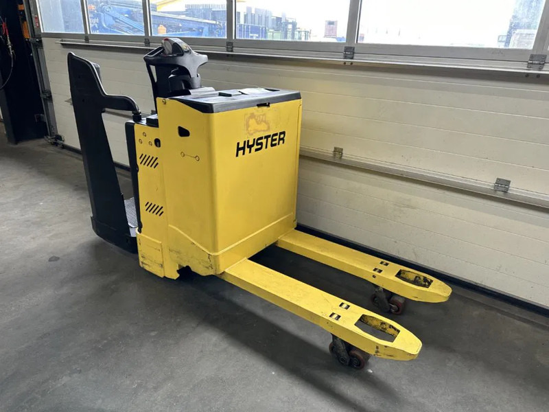 Hyster P2.0S FBW 2 ton Pallettruck Meerijder Elektra Palletwagen - Paletni viličar: slika 1 Hyster P2.0S FBW 2 ton Pallettruck Meerijder Elektra Palletwagen - Paletni viličar: slika 1