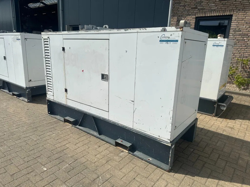 Iveco FPT NEF45 SM1A.A004 Stamford 60 kVA Silent Rental generatorset - Generator: slika 5 Iveco FPT NEF45 SM1A.A004 Stamford 60 kVA Silent Rental generatorset - Generator: slika 5
