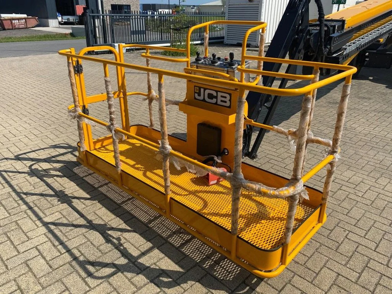 Teleskopska dvižna ploščad JCB AJ125D Diesel Telescoop Hoogwerker 40 Meter Werkhoogte as New !: slika 8
